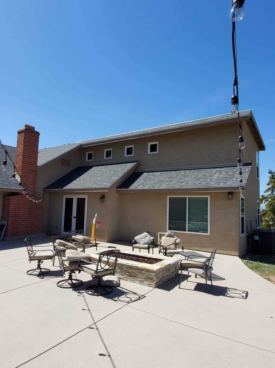 General contractor crew working on a home renovation in Temecula, CA